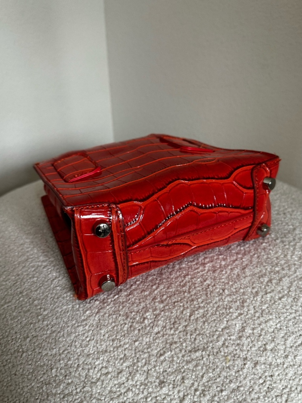 Brandon Blackwood Kuei Bag in red croc-embossed leather - Picture 8 of 8